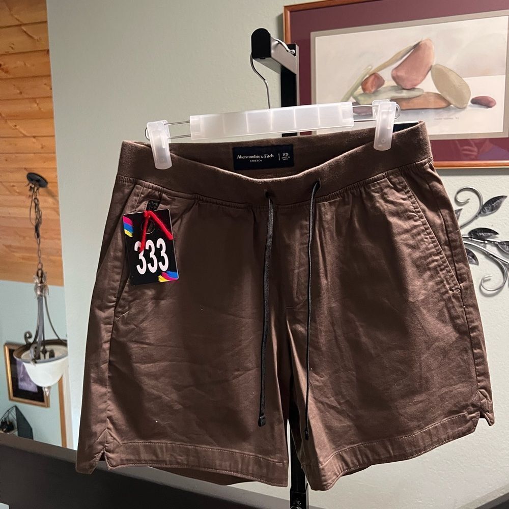 NWT Abercrombie & Fitch Dark Brown Cargo Shorts #DP333